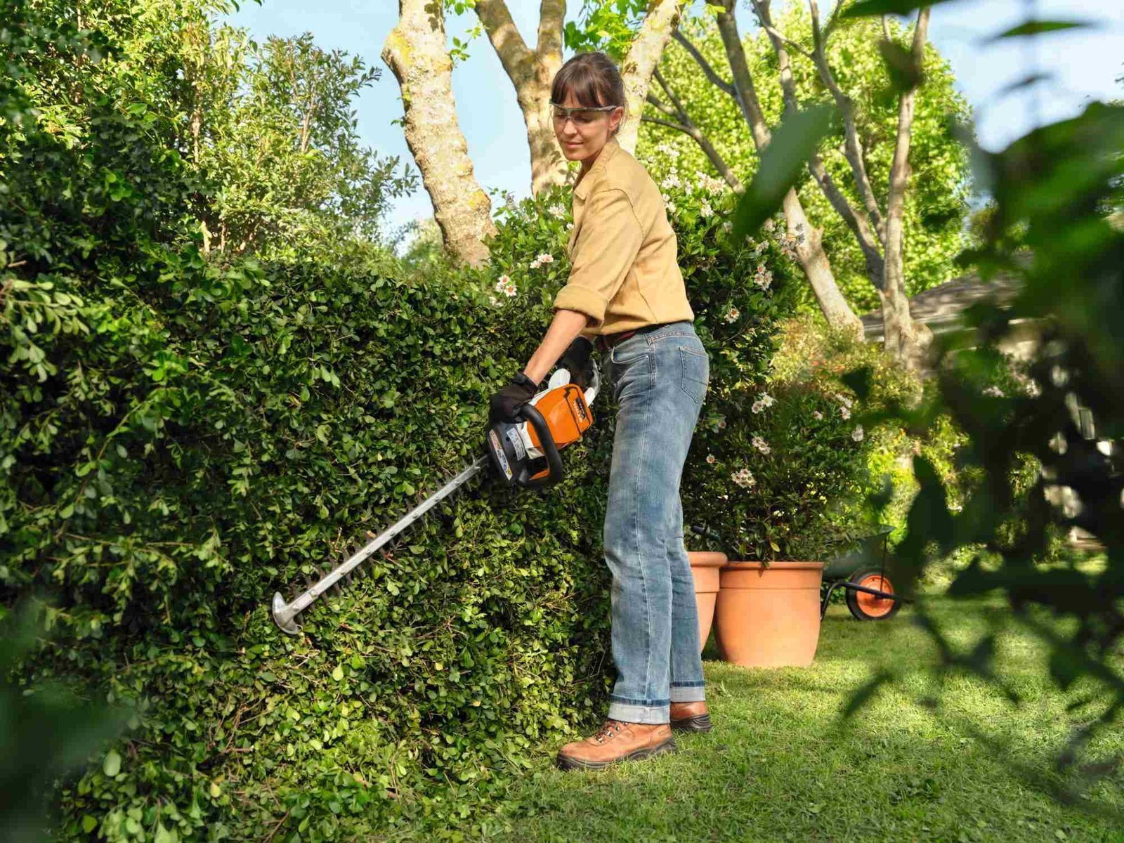 stihl-akku-heckenschere-hsa-60-ohne-akku-und-ladegerat-4.jpg